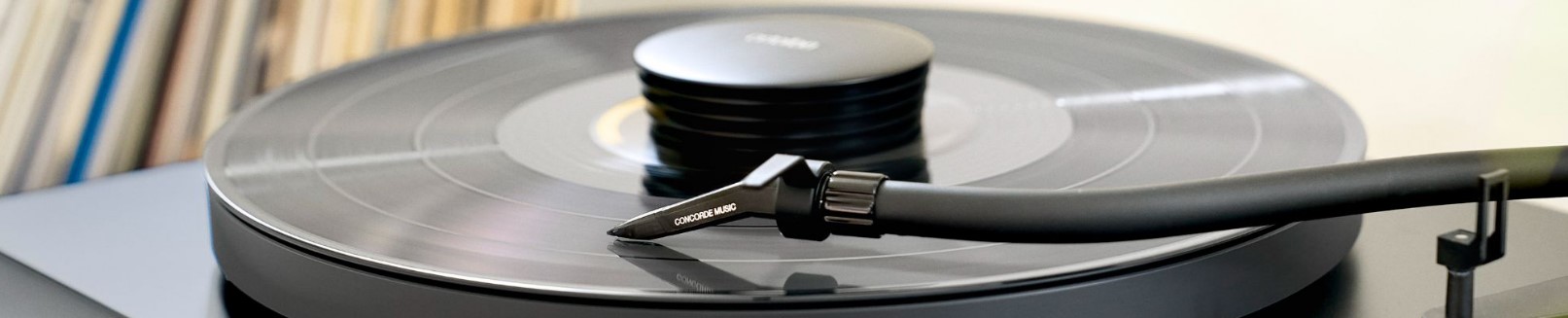 Ortofon Concorde Music Black LVB 250 – Wkładka MM Ortofon Concorde Music Black LVB 250 to topowa wkładka MM z igłą Nude Shibata. Audiofilska precyzja, przestrzenność i wyjątkowa dynamika dźwięku.